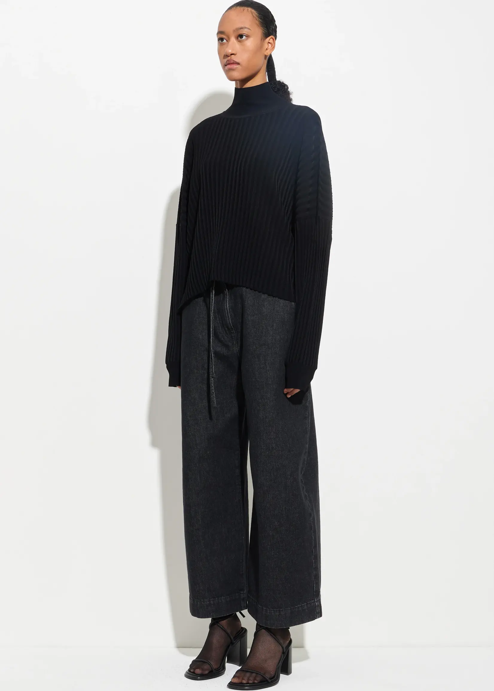 CHRISTIAN WIJNANTS Kasplya Plisse Rib Sweater with Drop Shoulders | Black