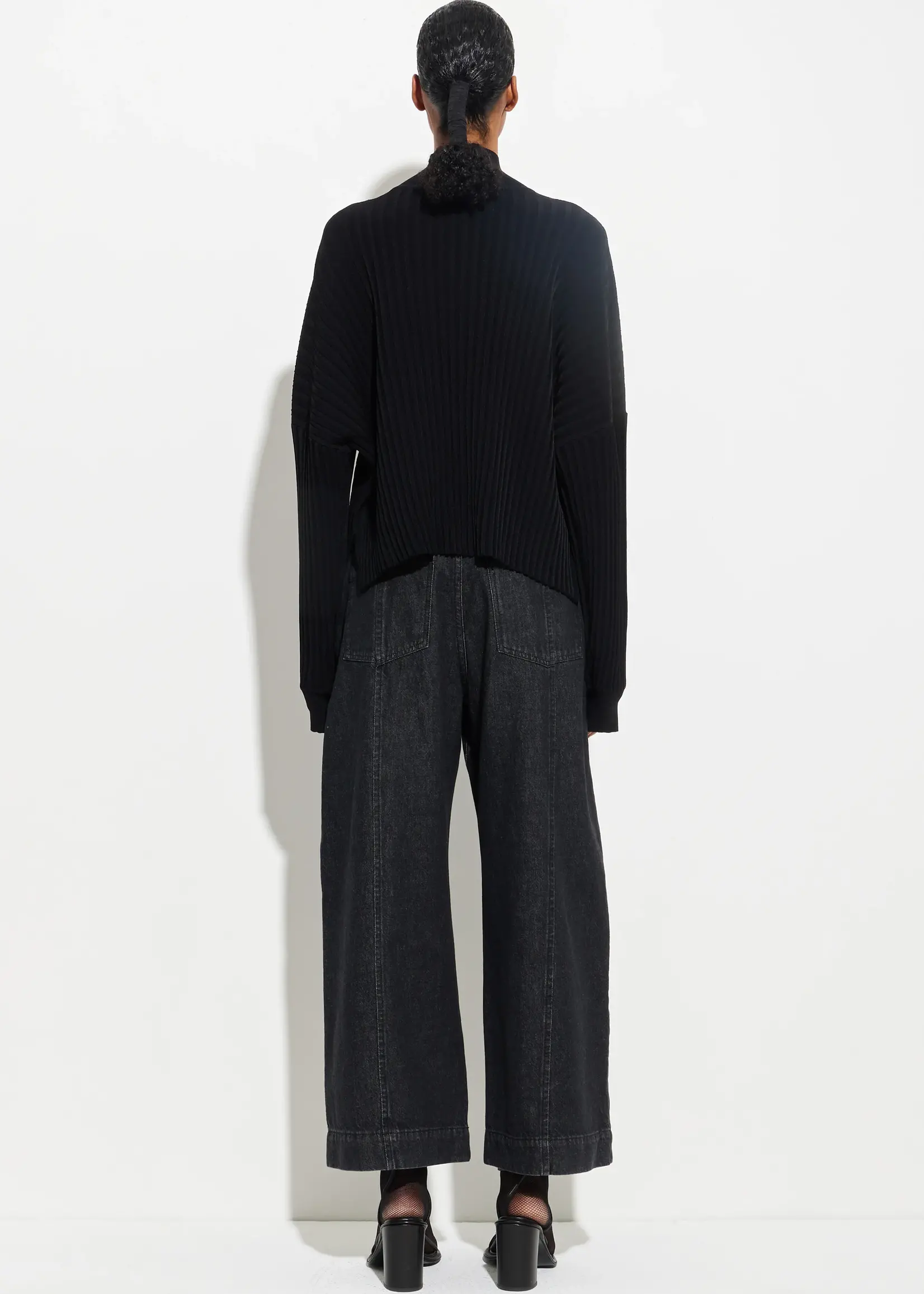 CHRISTIAN WIJNANTS Kasplya Plisse Rib Sweater with Drop Shoulders | Black