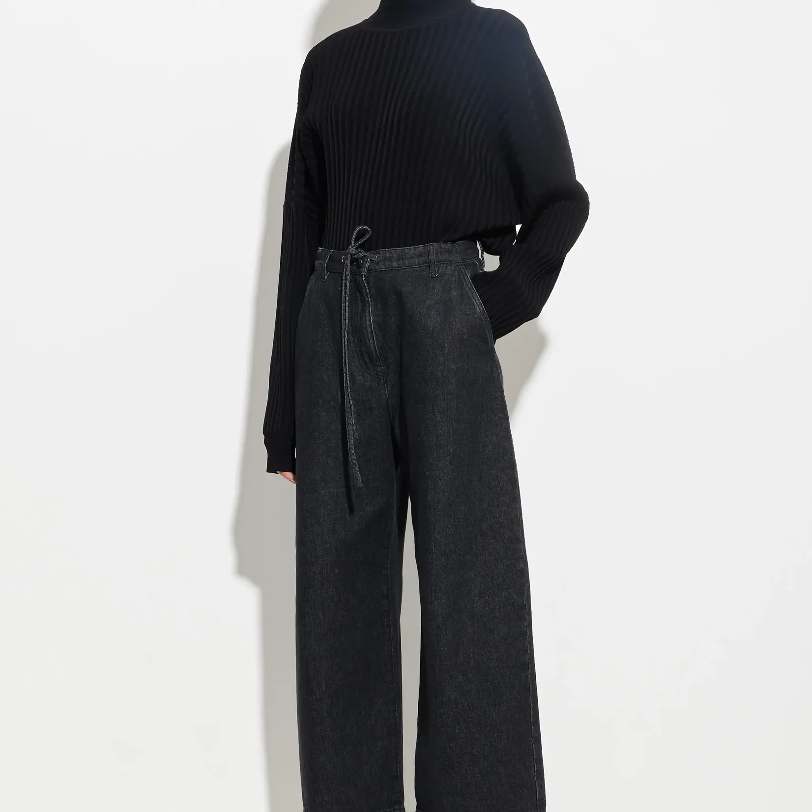 CHRISTIAN WIJNANTS Christian Wijnants pioni wideleg denim with black seam and draw string,black denim