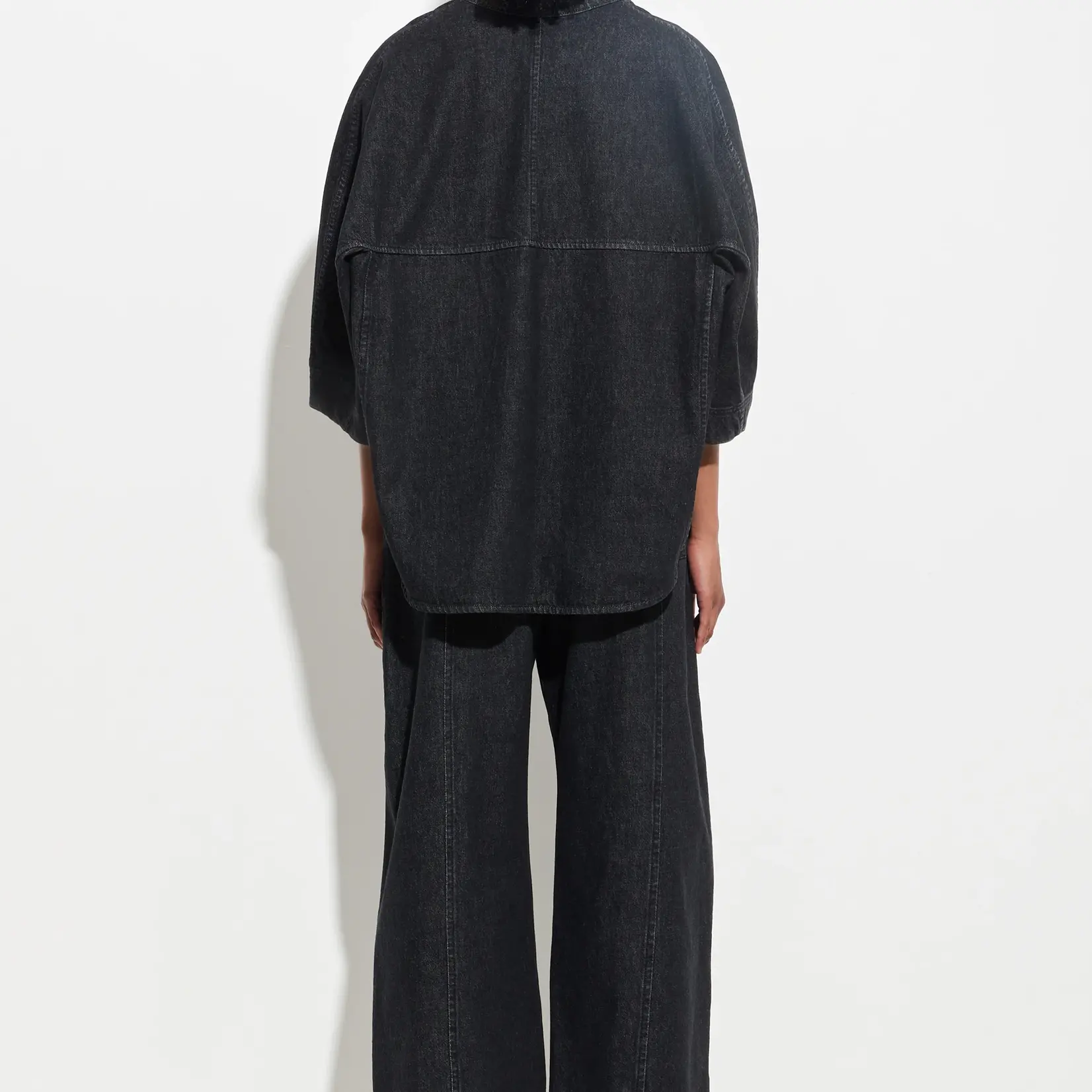 CHRISTIAN WIJNANTS Christian Wijnants denim shirt with brest pockets and 3/4 sleeve,black denim