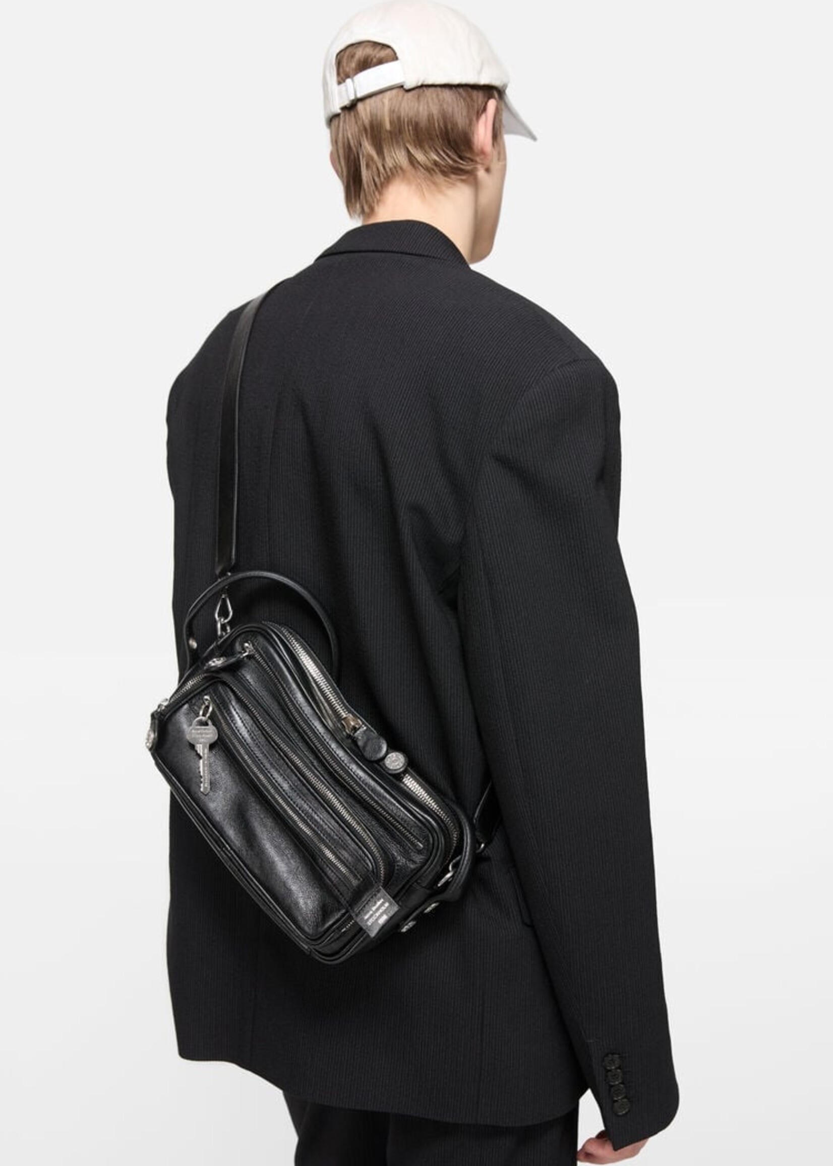 ACNE STUDIOS Acne Studios Camero Party Shoulder Bag | Black