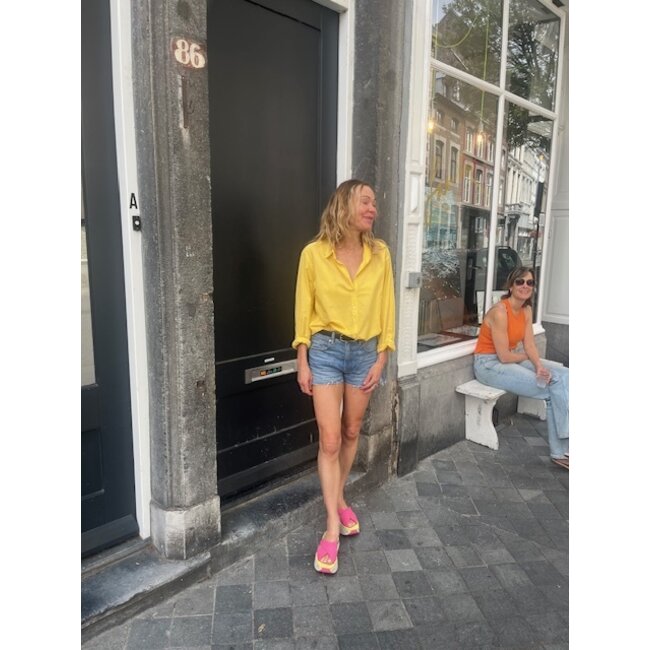 XIRENA Xirena Beau Shirt | Marigold