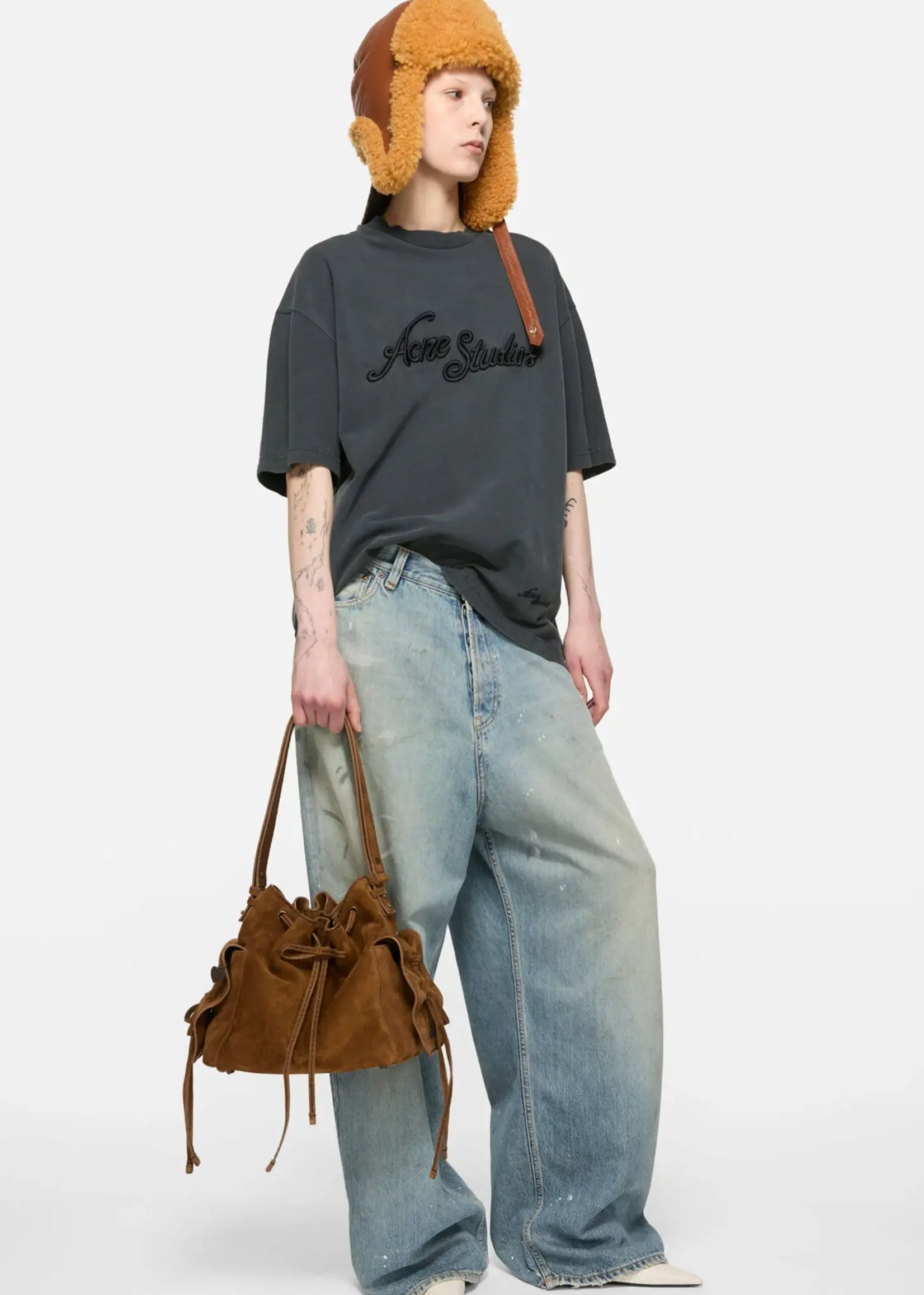 ACNE STUDIOS Acne studios multi pocket bucket suede ,cognac brown