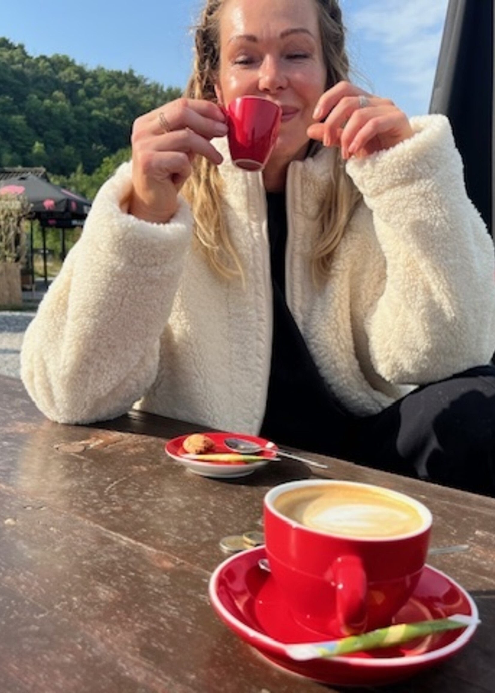 XIRENA Xirena Dree Bomber | Cream