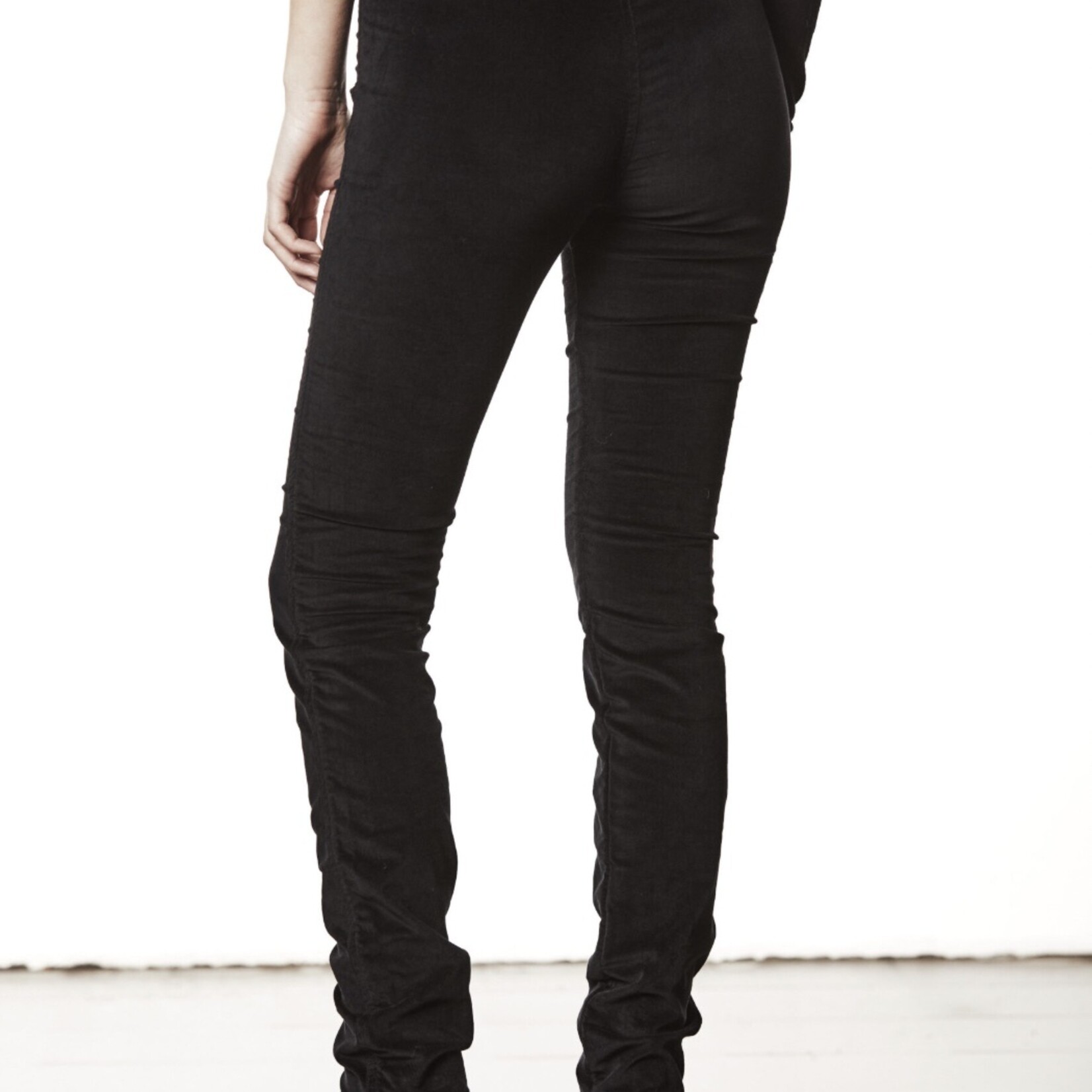 THOM KROM Thom Krom wp10 velvet tight trousers | black