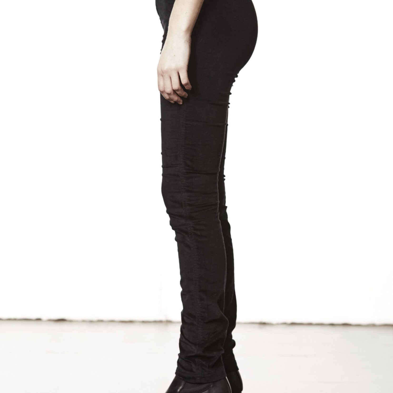 THOM KROM Thom Krom wp10 velvet tight trousers | black