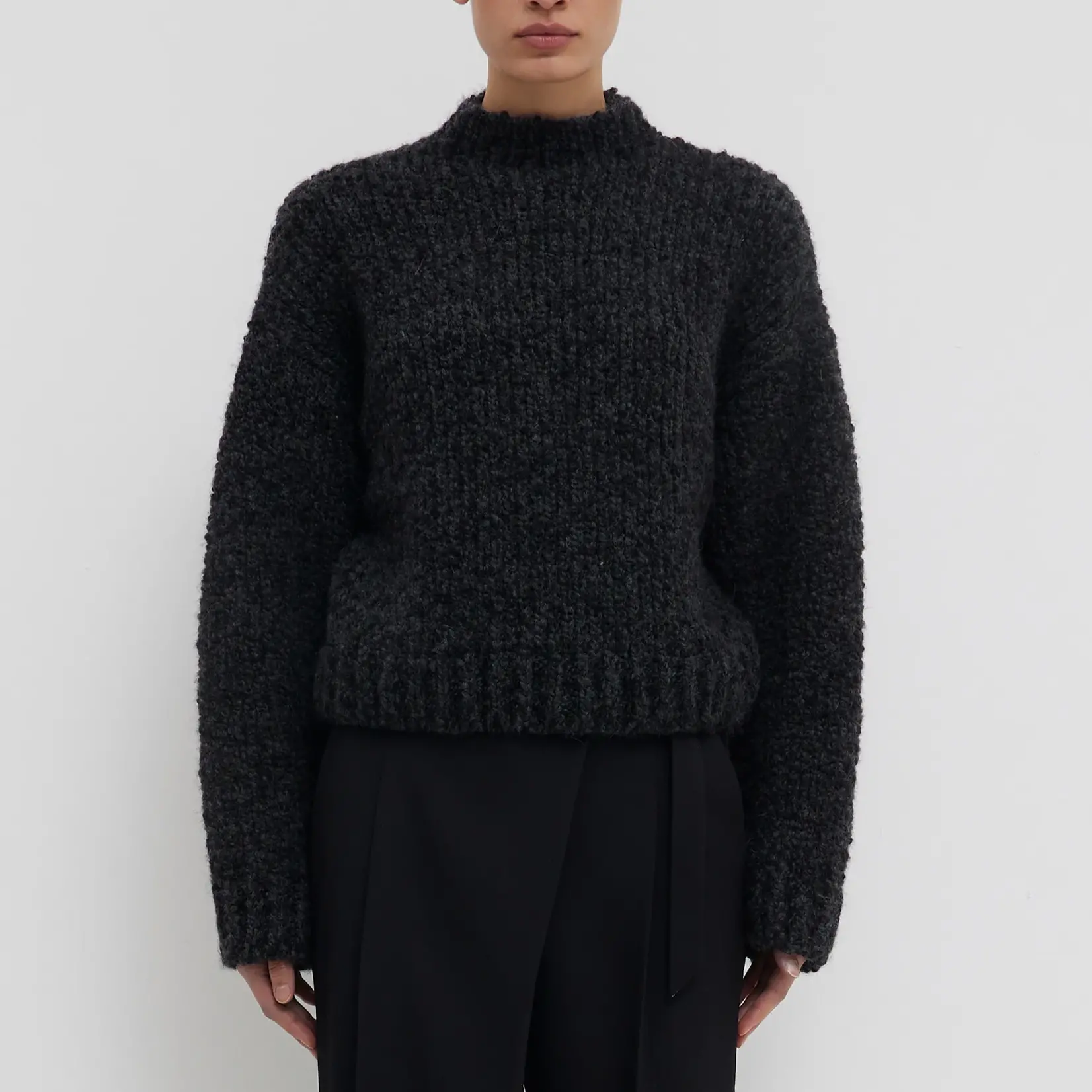CHRISTIAN WIJNANTS Christian Wijnants Kenzia chunky boucle sweater|anthracite