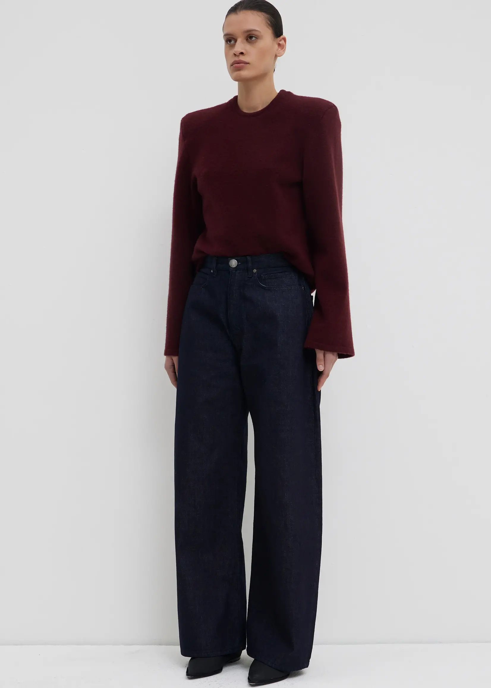 CHRISTIAN WIJNANTS Christian Wijnants Puriaz Long and Wide Barrel Jeans| Dark Denim