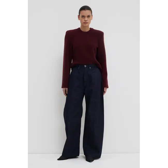 Christian Wijnants Puriaz Long and Wide Barrel Jeans| Dark Denim
