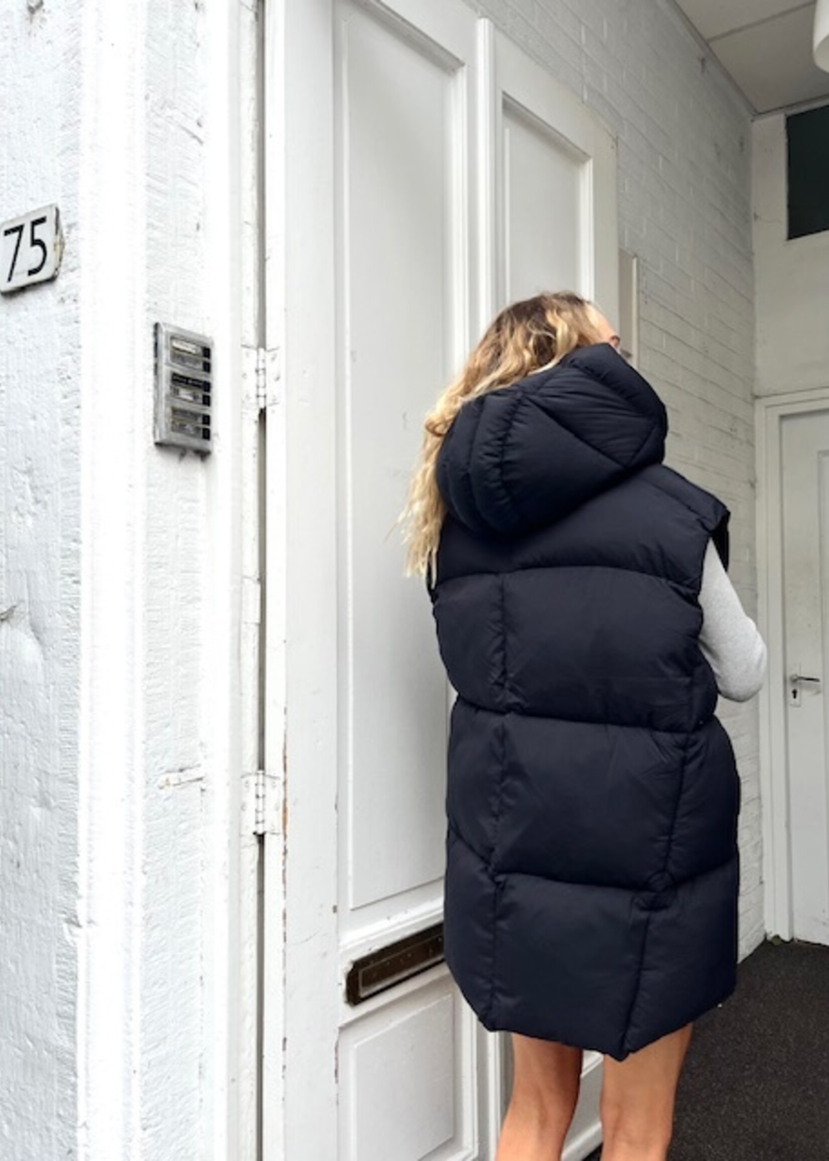 THOM KROM Thom Krom Oversized Body Warmer| Black