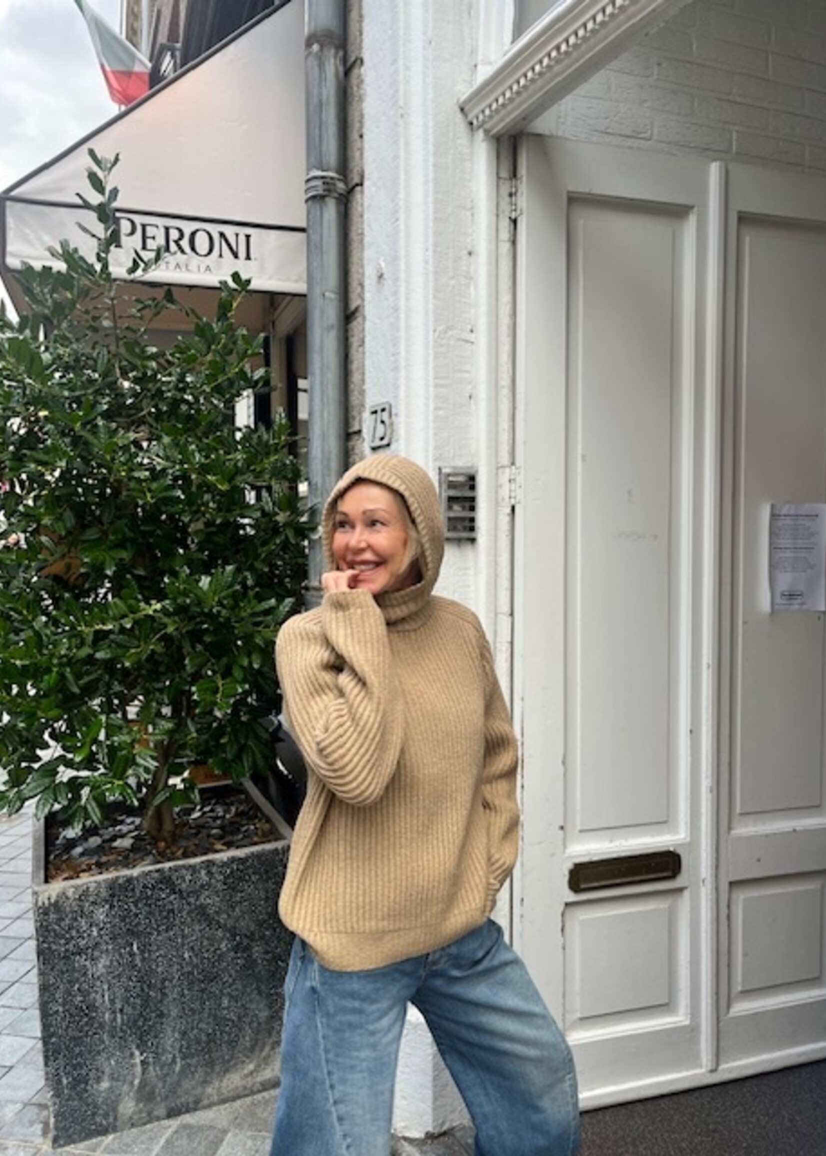 6397 6397 snood sweater |camel