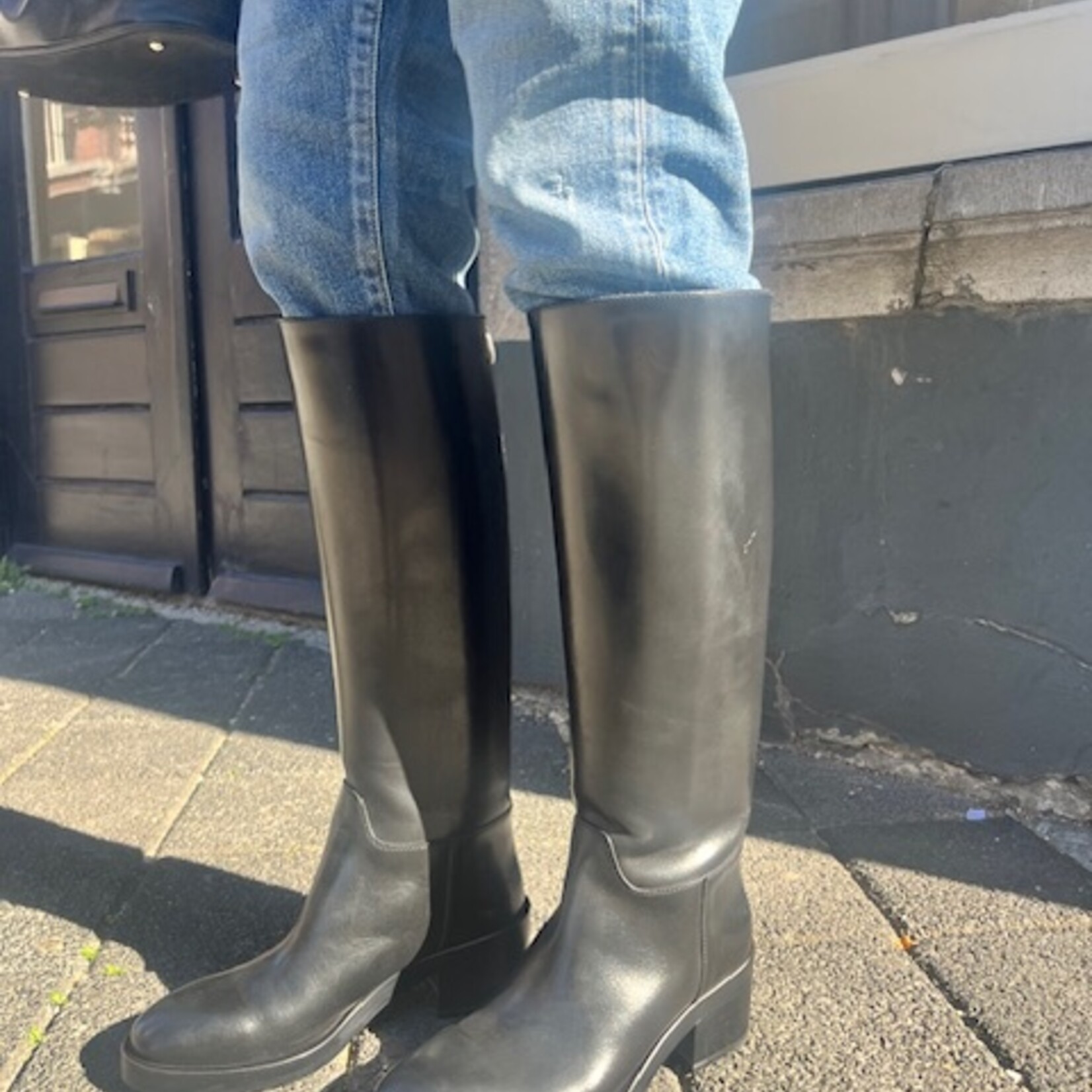 Durazzi Durazzi chunky heel riding boots |black
