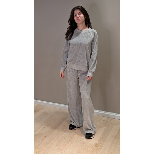 XIRENA Xirena Pierre Sweatshirt | Heather Grey