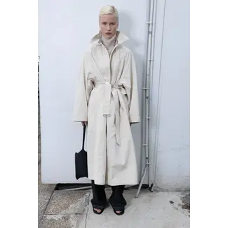 CHRISTIAN WIJNANTS Christian Wijnants Catalan raglan sleeve trenchcoat | Oat