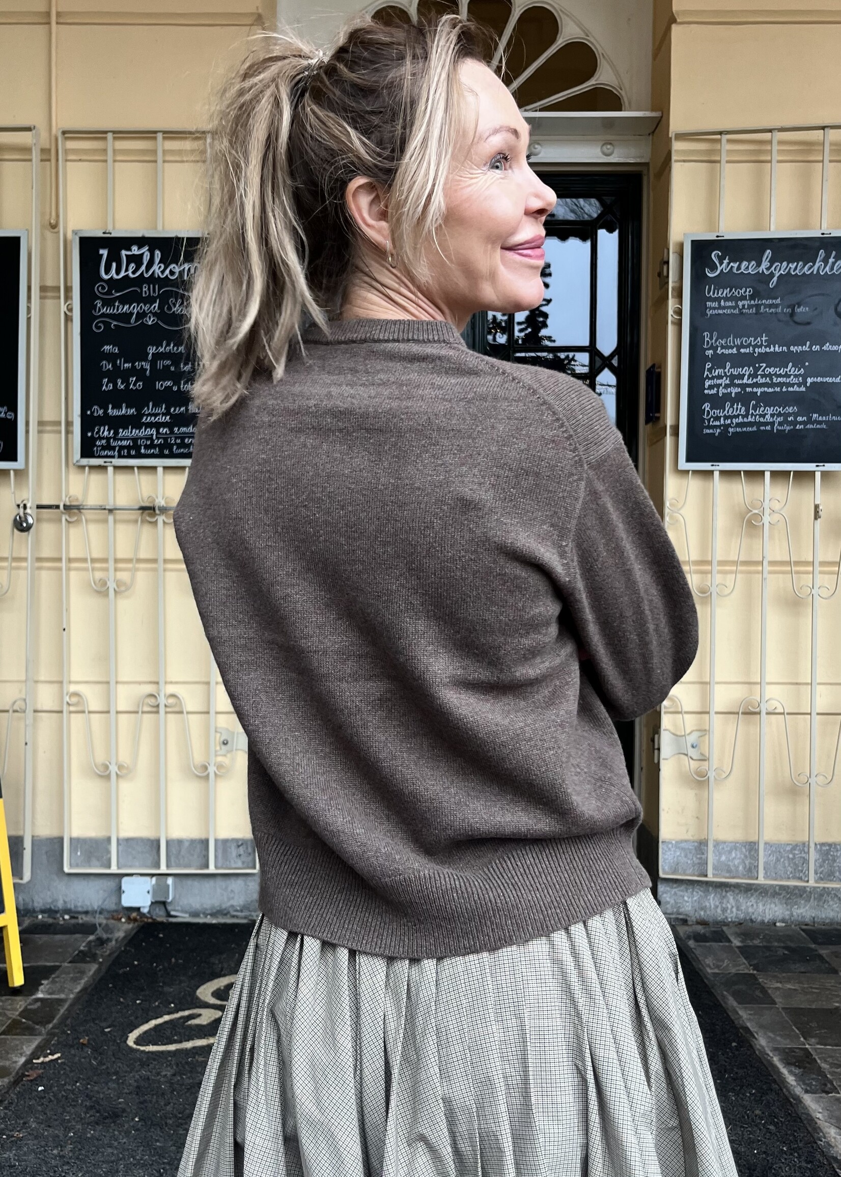 6397 6397 Elbow V Neck ,Mud