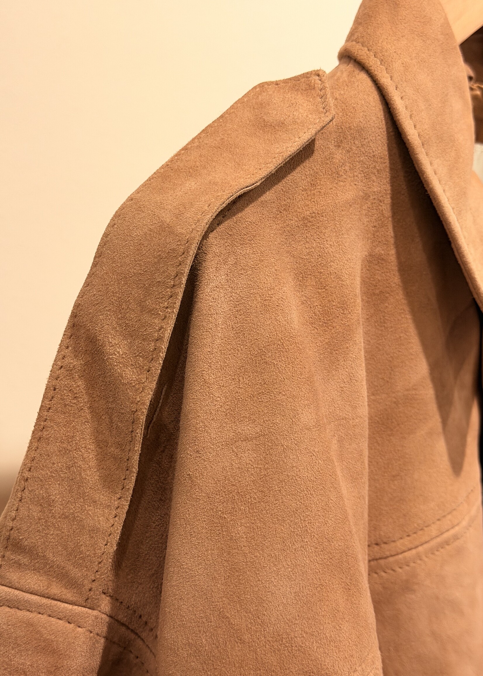 ALTER EGO Alter Ego Meghan Suede Bomber | Dark Sand