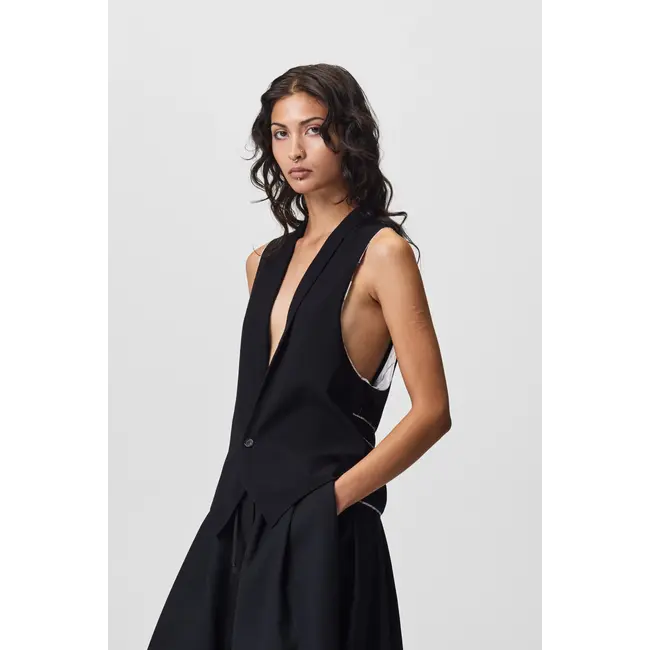 ADNYM Gimey Vest | Black