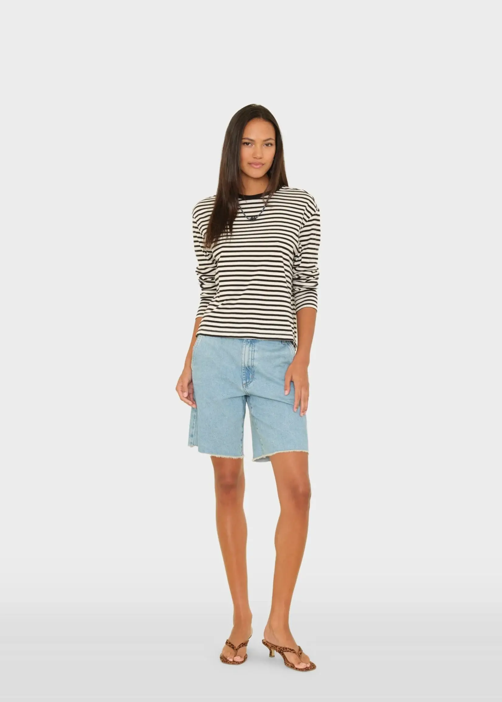 XIRENA Xirena Knox Short | Blue Cloud