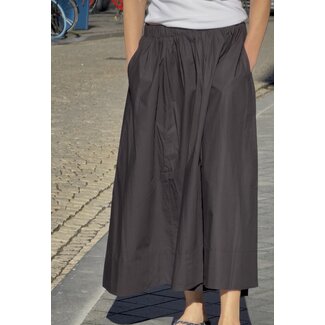 XIRENA Xirena Gwynn Skirt | Black