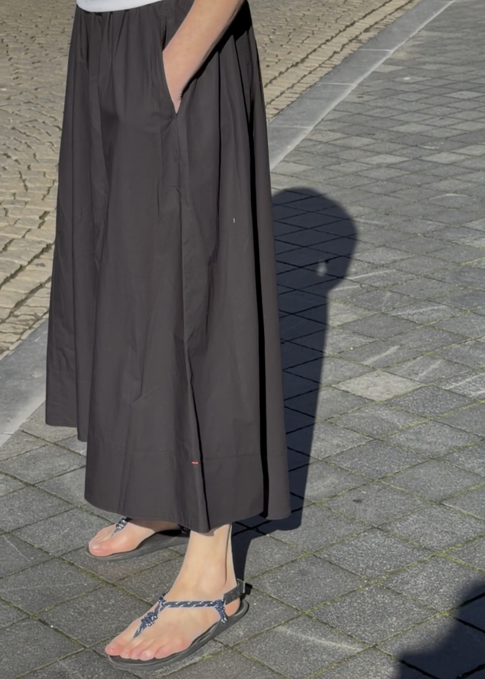 XIRENA Xirena Gwynn Skirt | Black