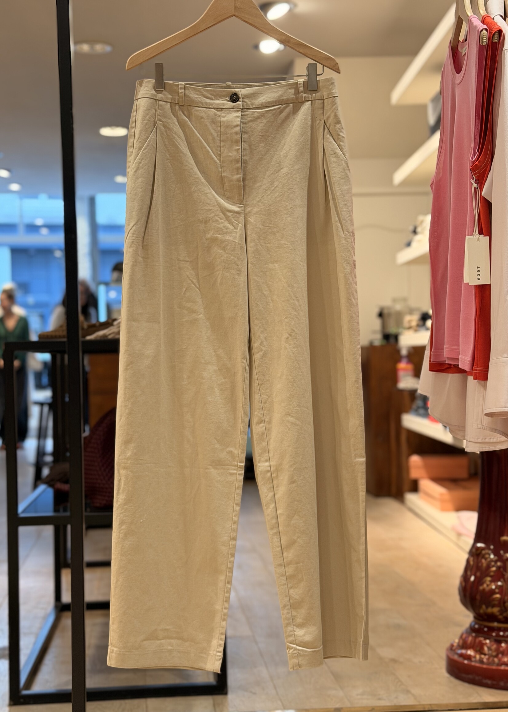 Neeve  The Alex | Beige