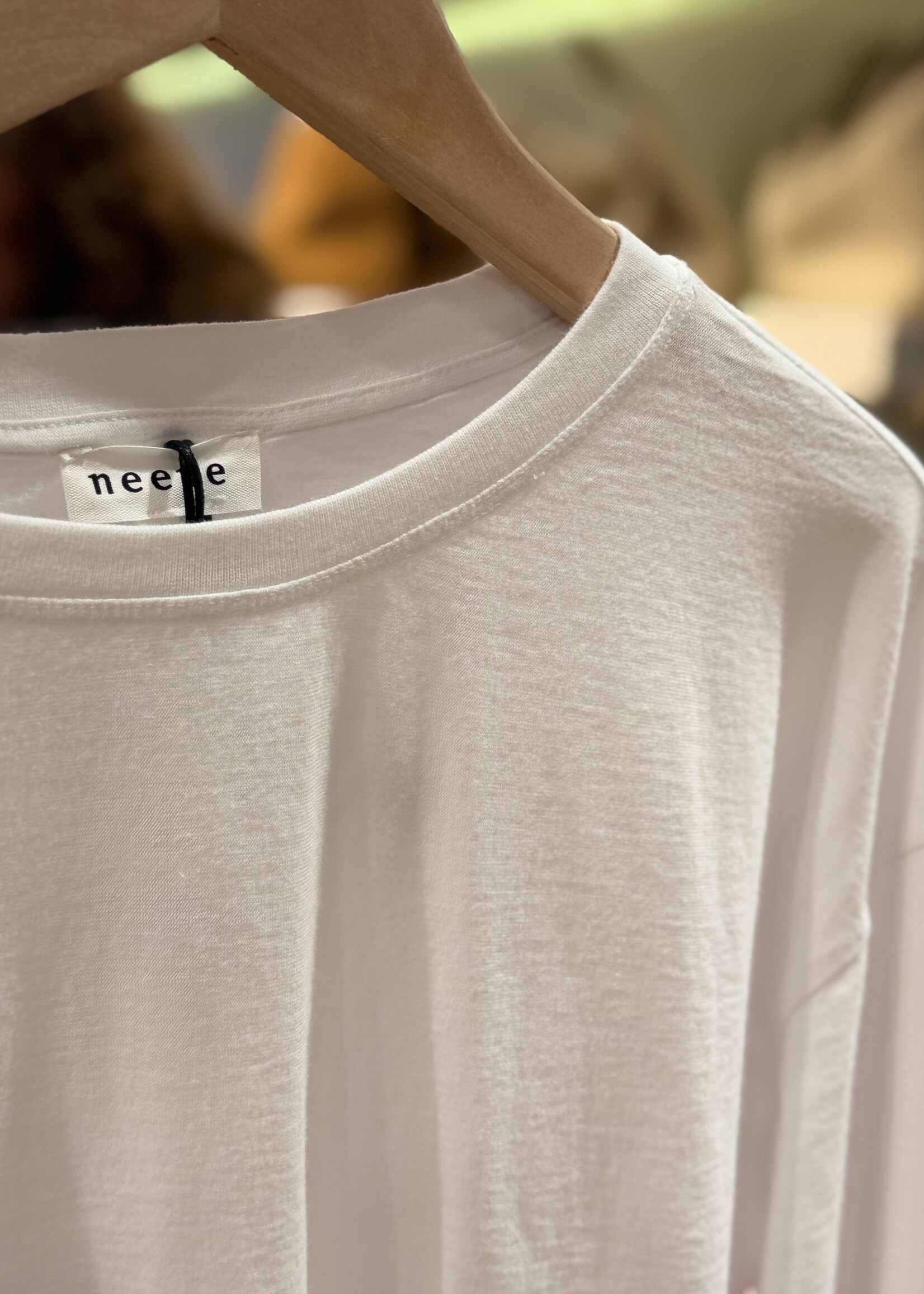 Neeve  The Emilly | Crispy White