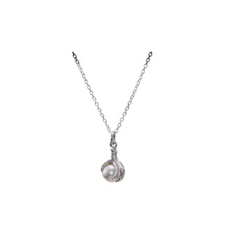 Maria Nilsdotter Claw Pearl Necklace | Silver Freshwater Pear