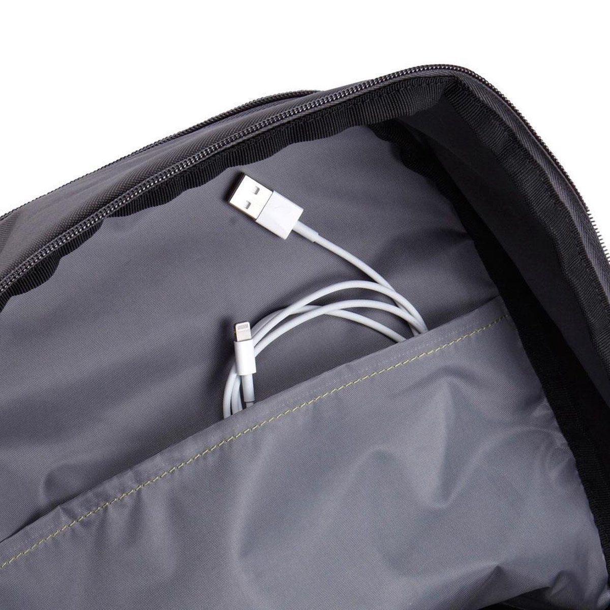 Case Logic Jaunt Rood - Laptoptas