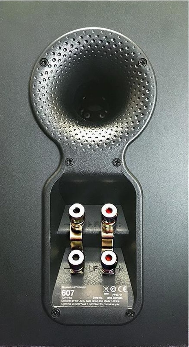Bowers & Wilkins 607 Zwart Speaker - Boekenplank speaker