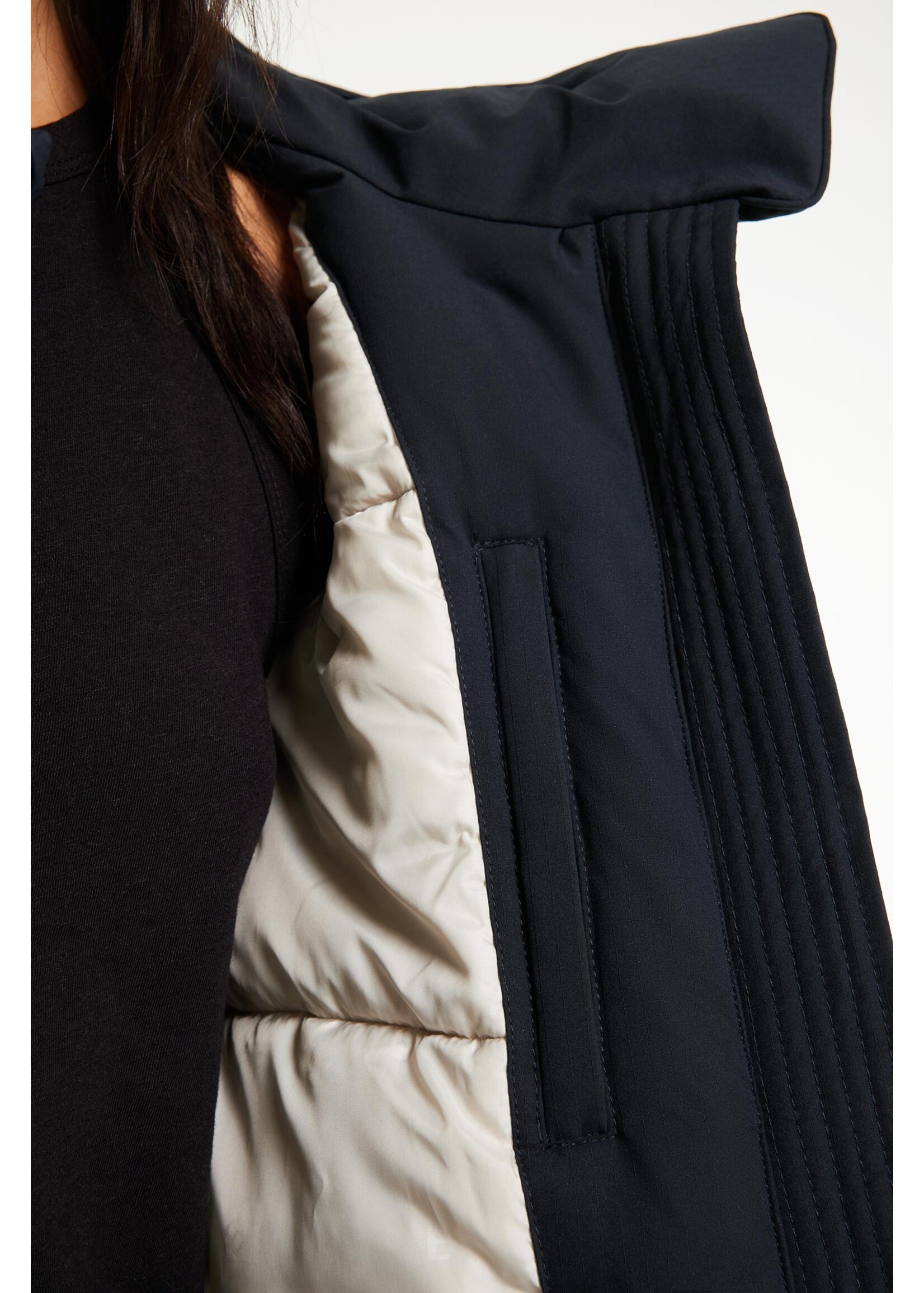 Elvine Mysia Jacket