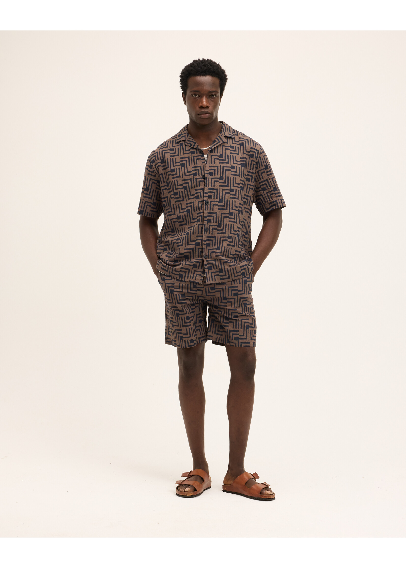 The GoodPeople Seven Shirt