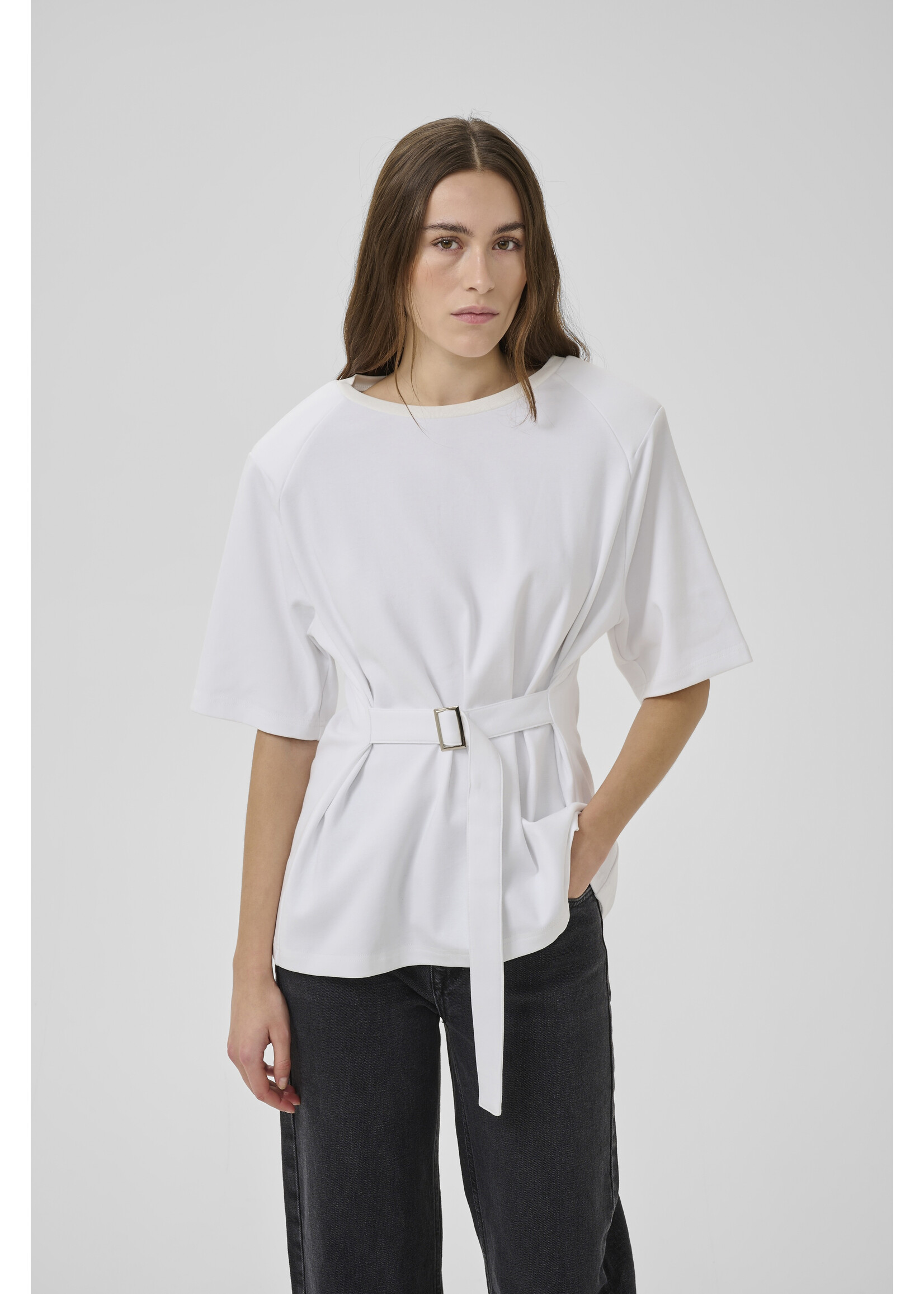 My Essential Wardrobe MWApir Belt Tee