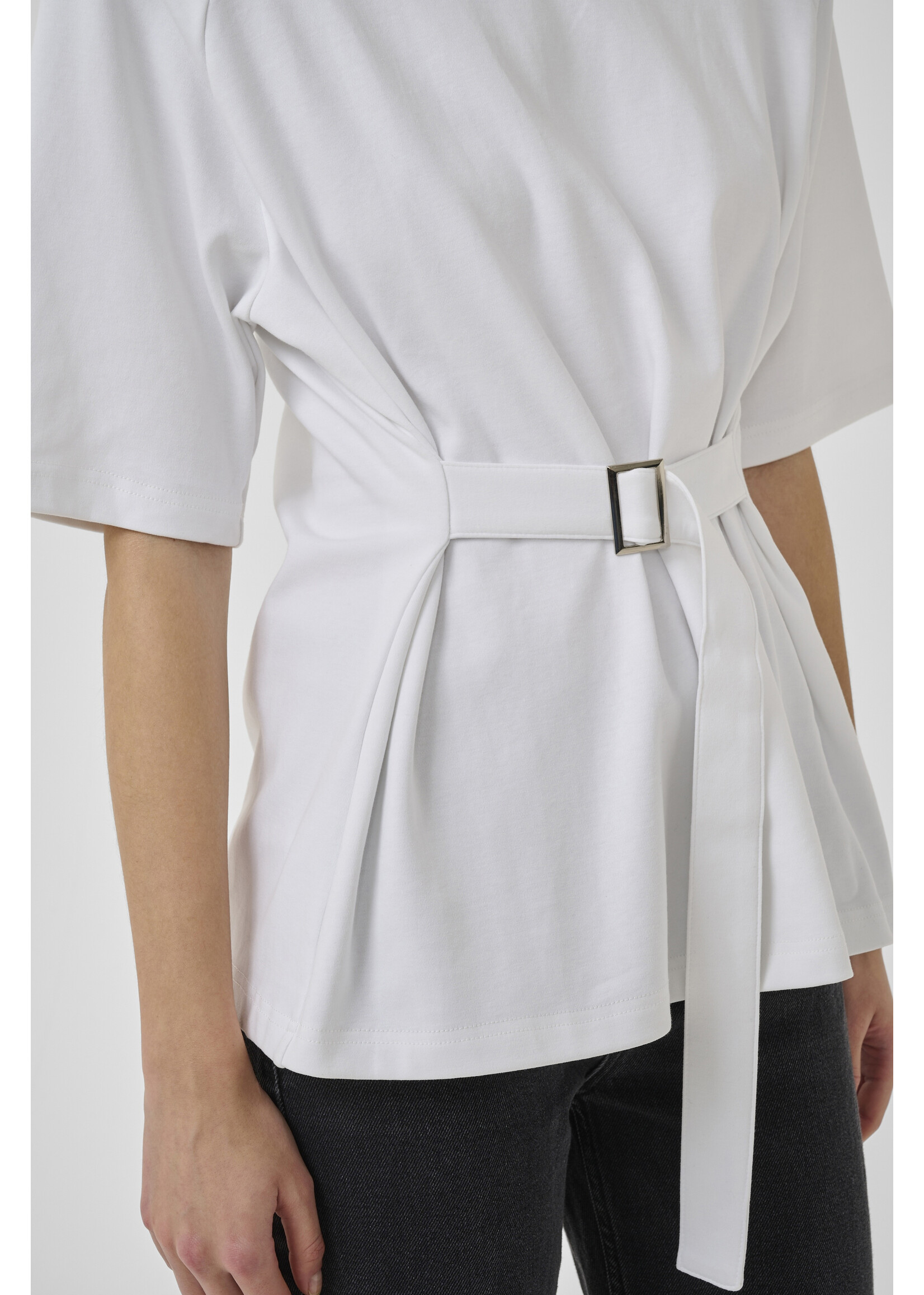 My Essential Wardrobe MWApir Belt Tee