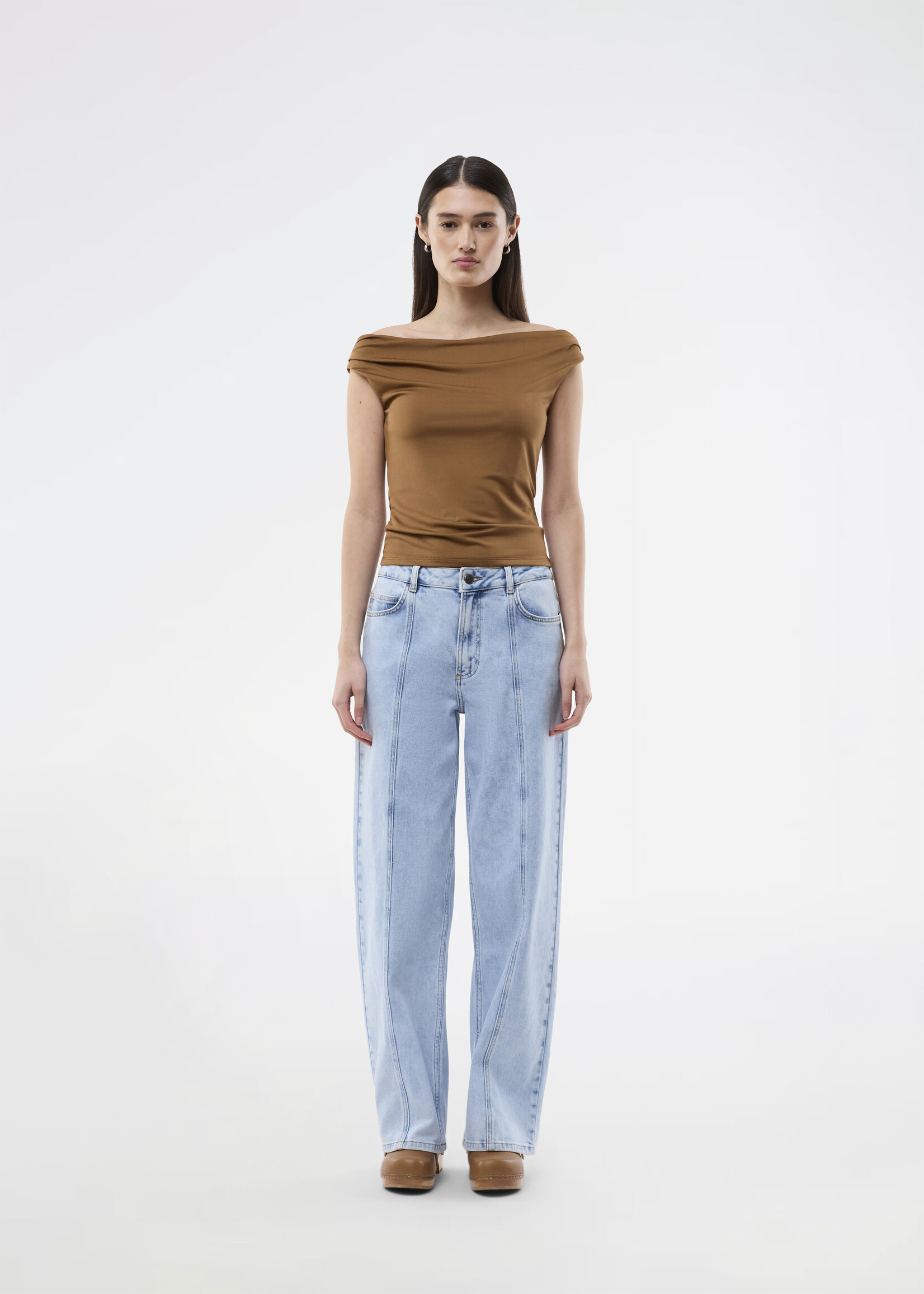 Modström HimaMD Off-Shoulder Top
