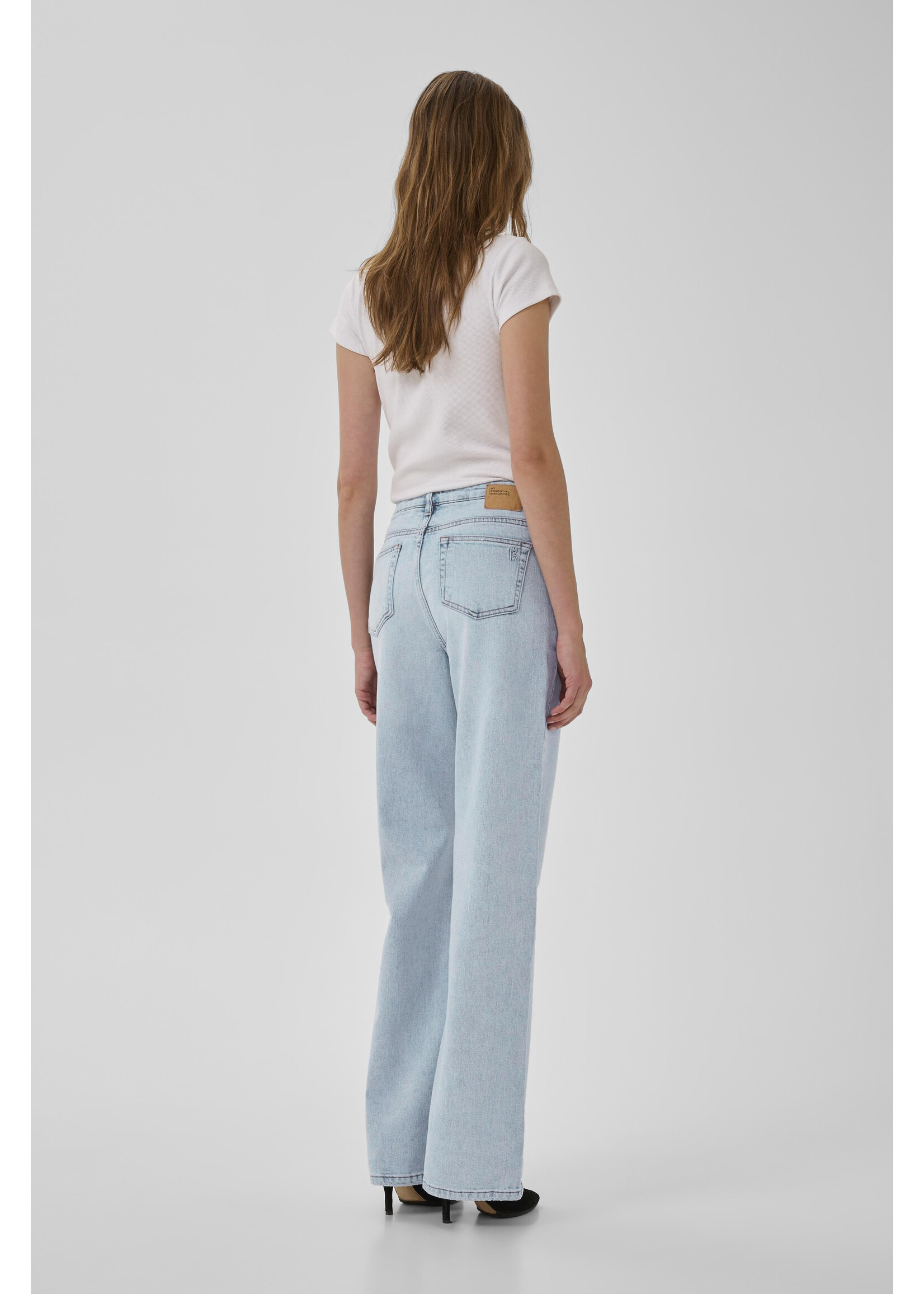 My Essential Wardrobe The Louis 139 Wide Jeans