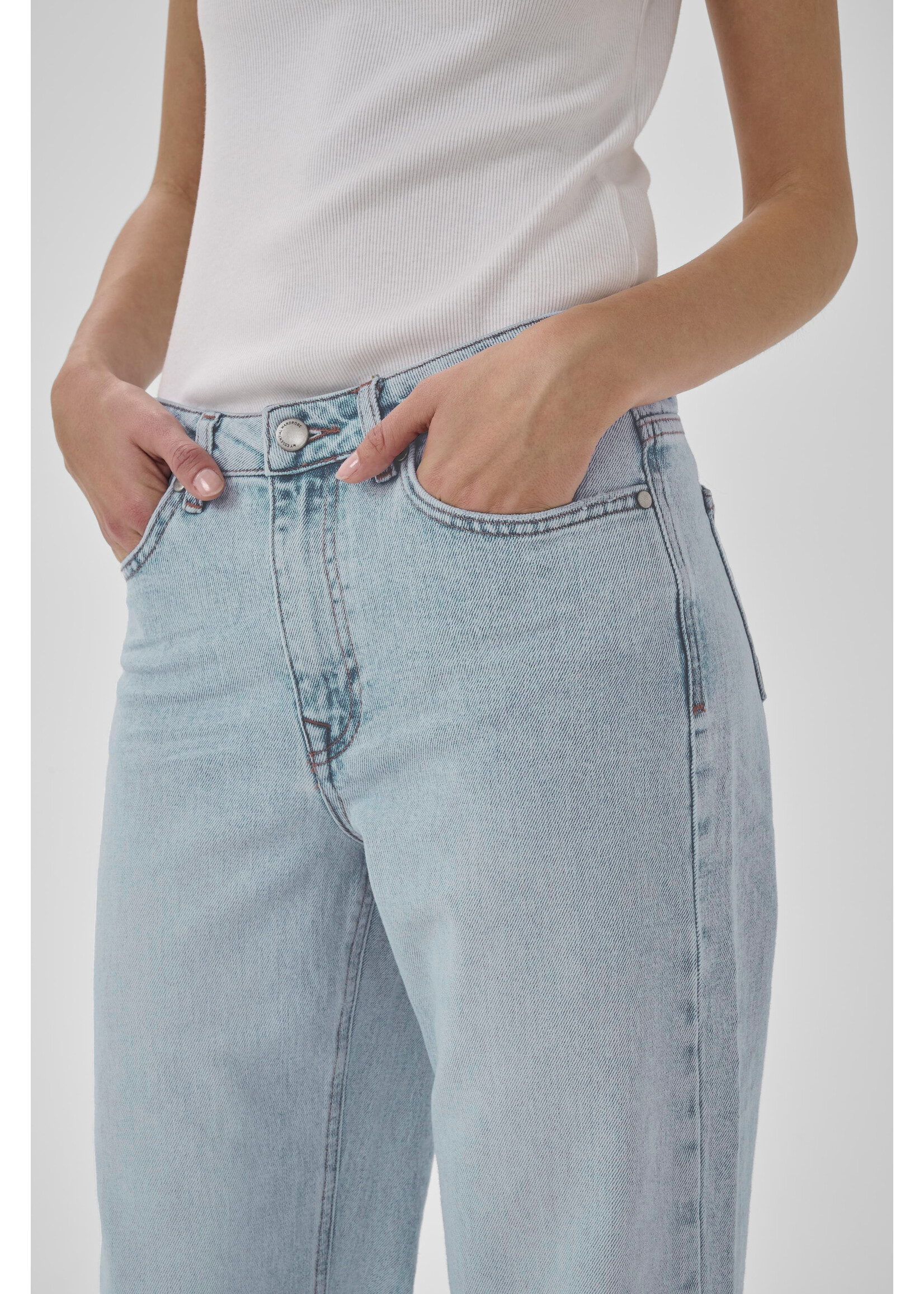 My Essential Wardrobe The Louis 139 Wide Jeans