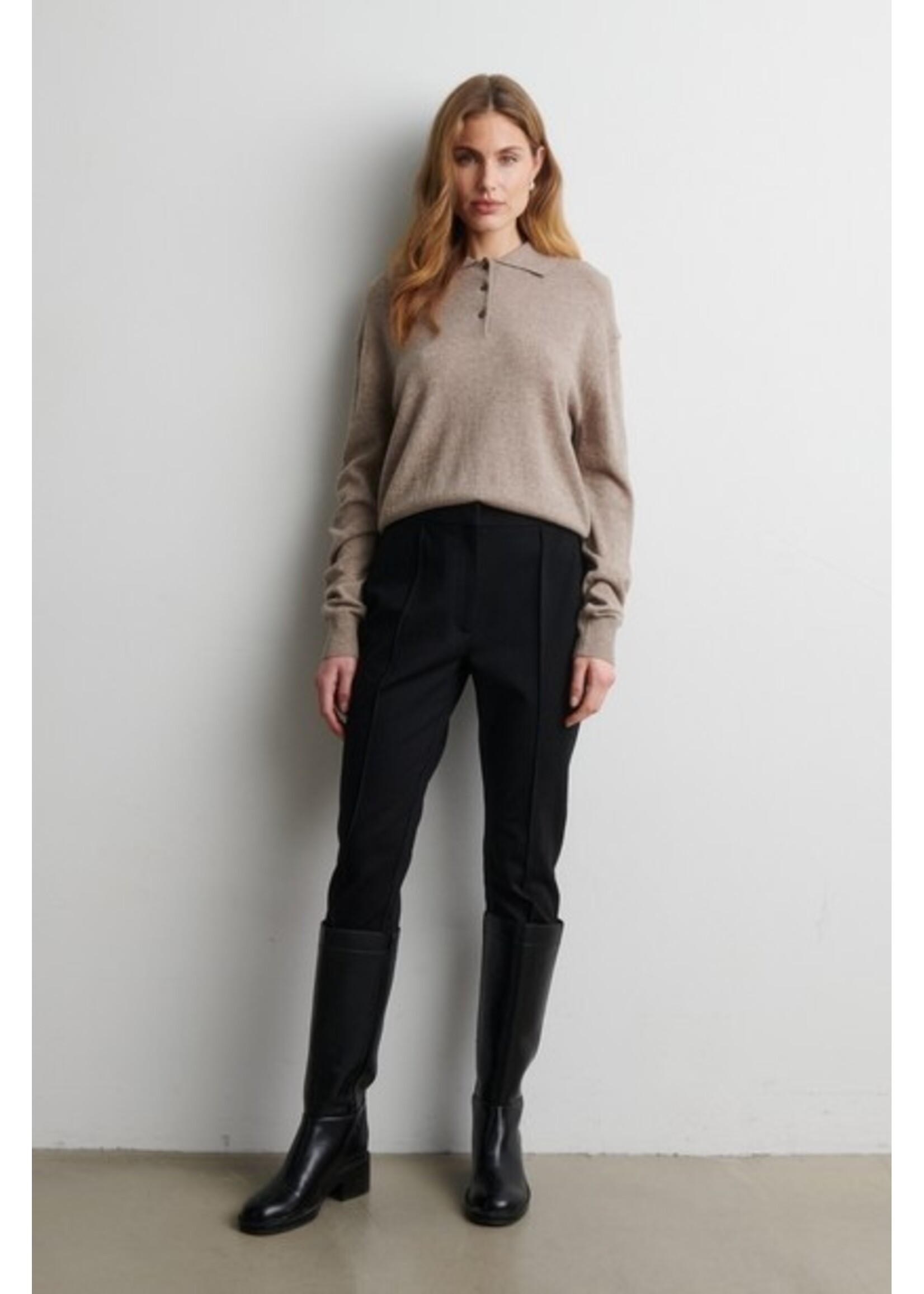 Second Female Longo Knit LS Collar