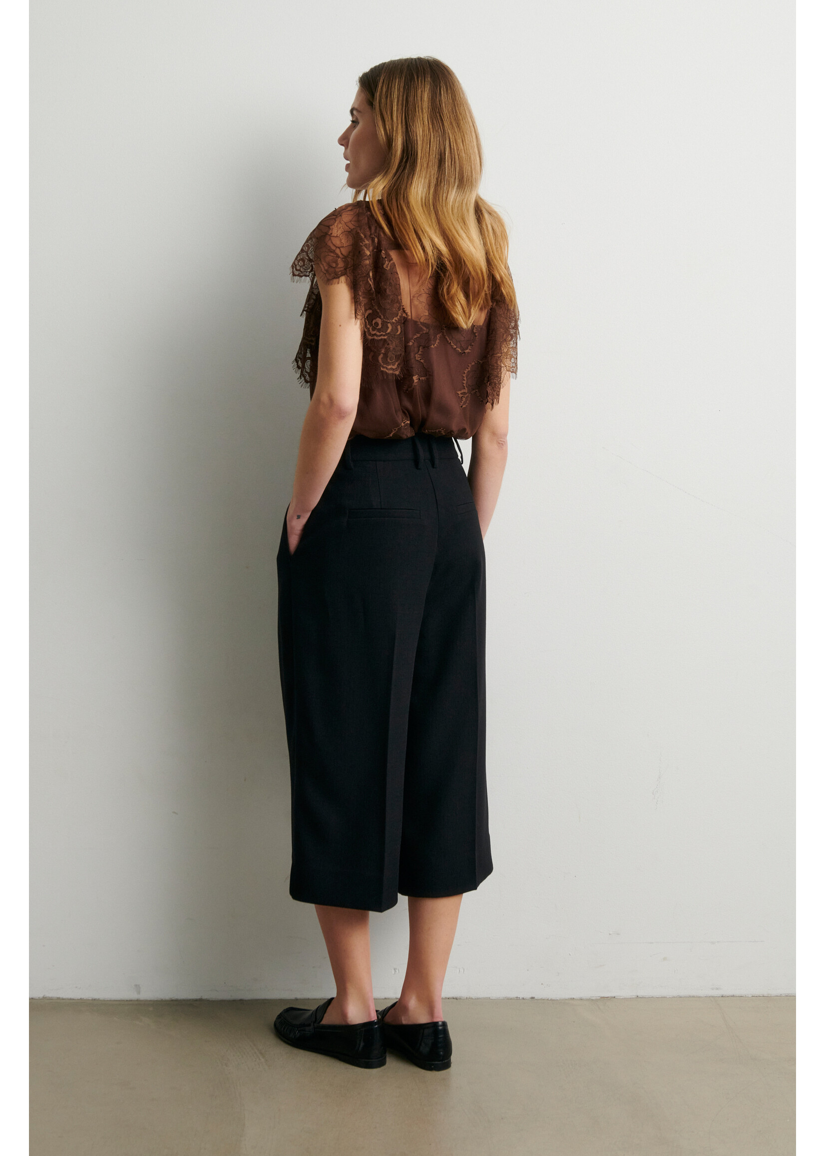 Second Female Wila Lace Blouse