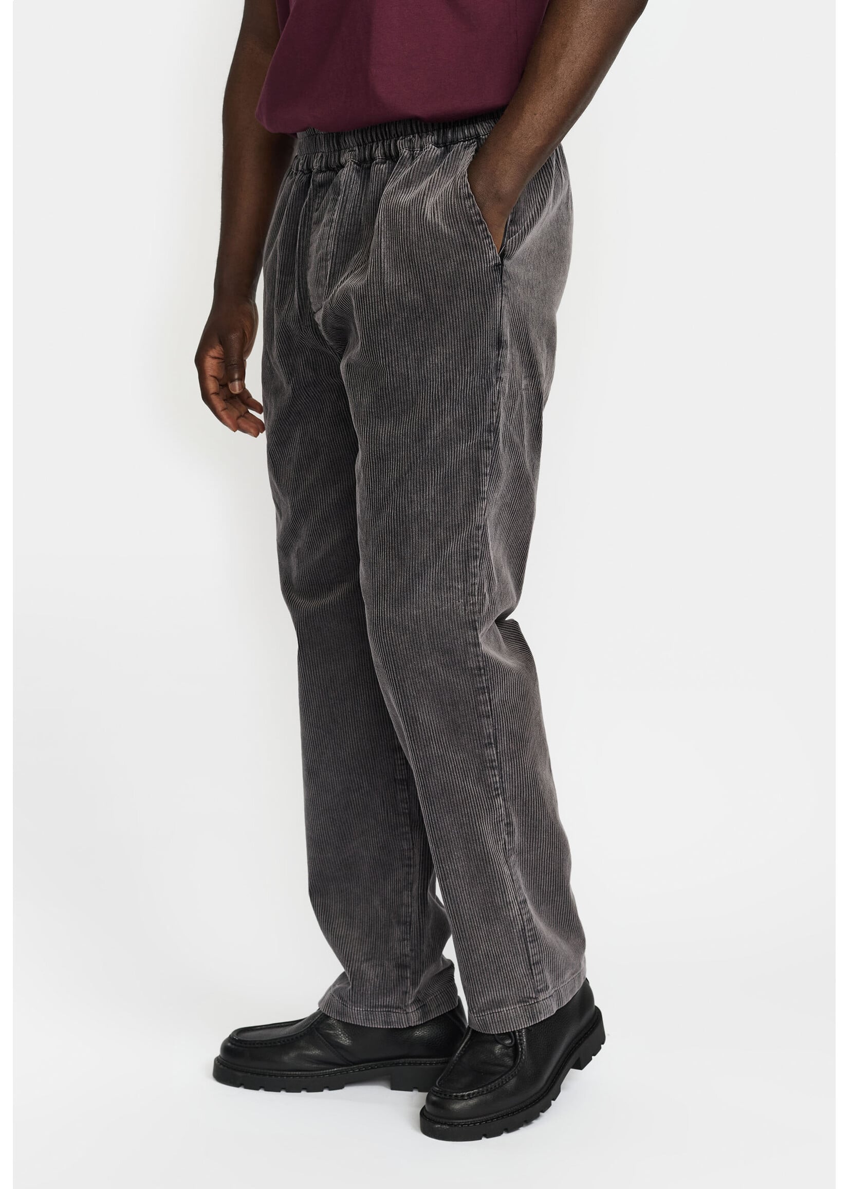 Revolution 5895 Casual Trousers