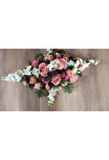 Zijden bloemstuk roze 50 euro