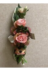 Zijden bloemstuk roze 30 euro