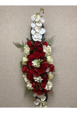 Zijden bloemstuk rood 100 euro