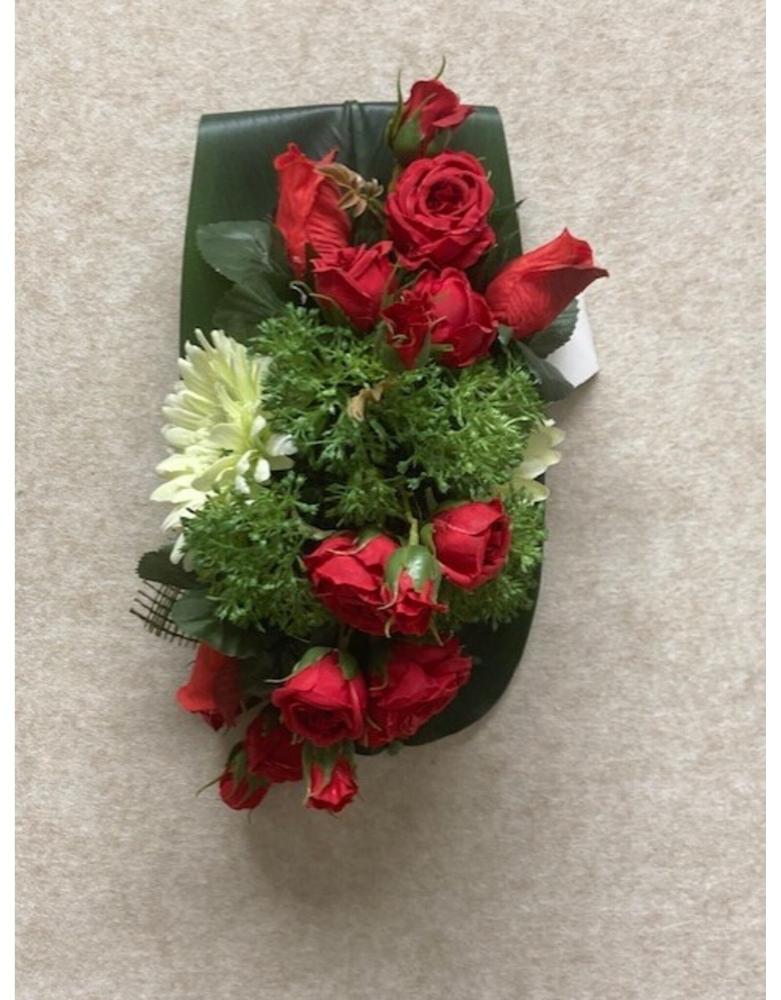 Zijden bloemstuk 30 euro