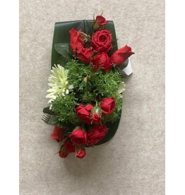 Zijden bloemstuk  rood 30 euro