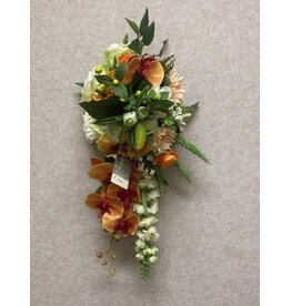 Zijden bloemstuk oranje 50 euro