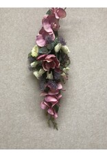 Zijden bloemstuk paars 50 euro