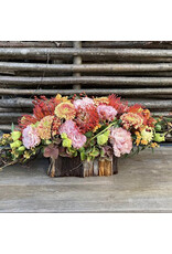 Middelgroot bloemstuk met fijne snijbloemen - Copy