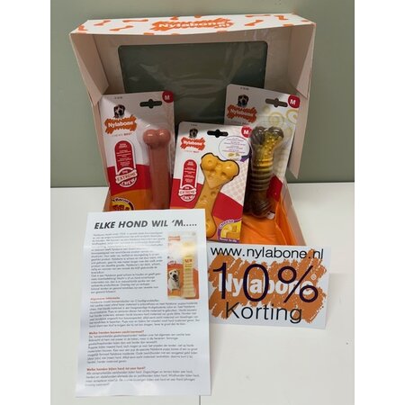 Nylabone Giftbox - Medium
