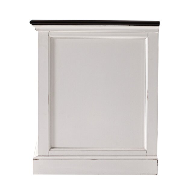 Nachttisch Halifax Accent – Kontrastreiche Eleganz