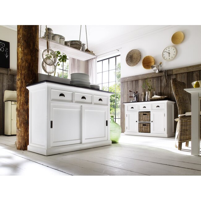 Buffetschrank mit 2 Körben